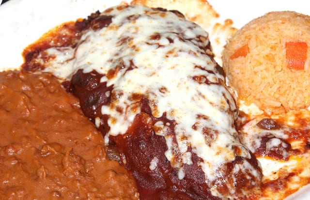 68. (1ct) Chile Relleno Plate.