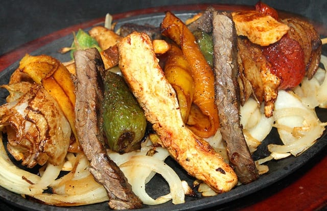 95. Beef & Chicken Brochetas.